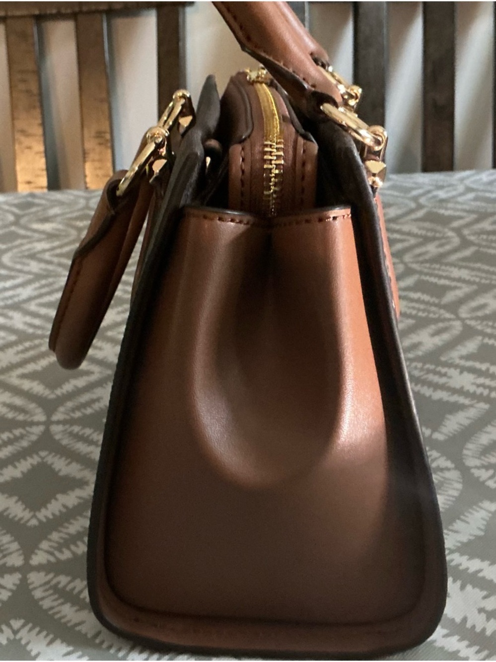 Michael Kors Marilyn Small Messenger Brown MK Signature NWT - Picture 5 of 16